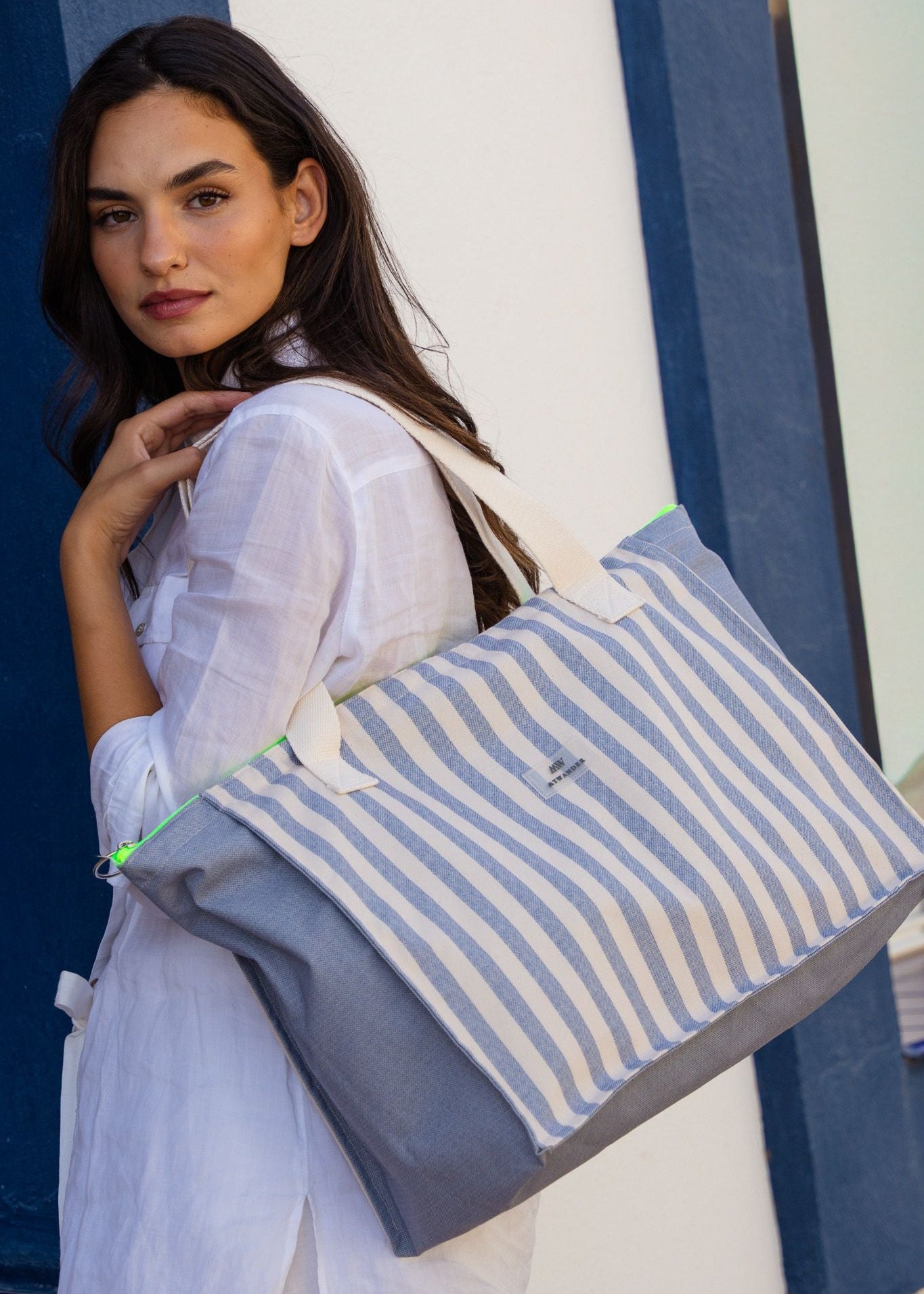 bolsa-de-mano-371fbj-1.jpg Bolsa de Viaje Mediana | Equipaje de mano | Mywanderstore - Imagen 1