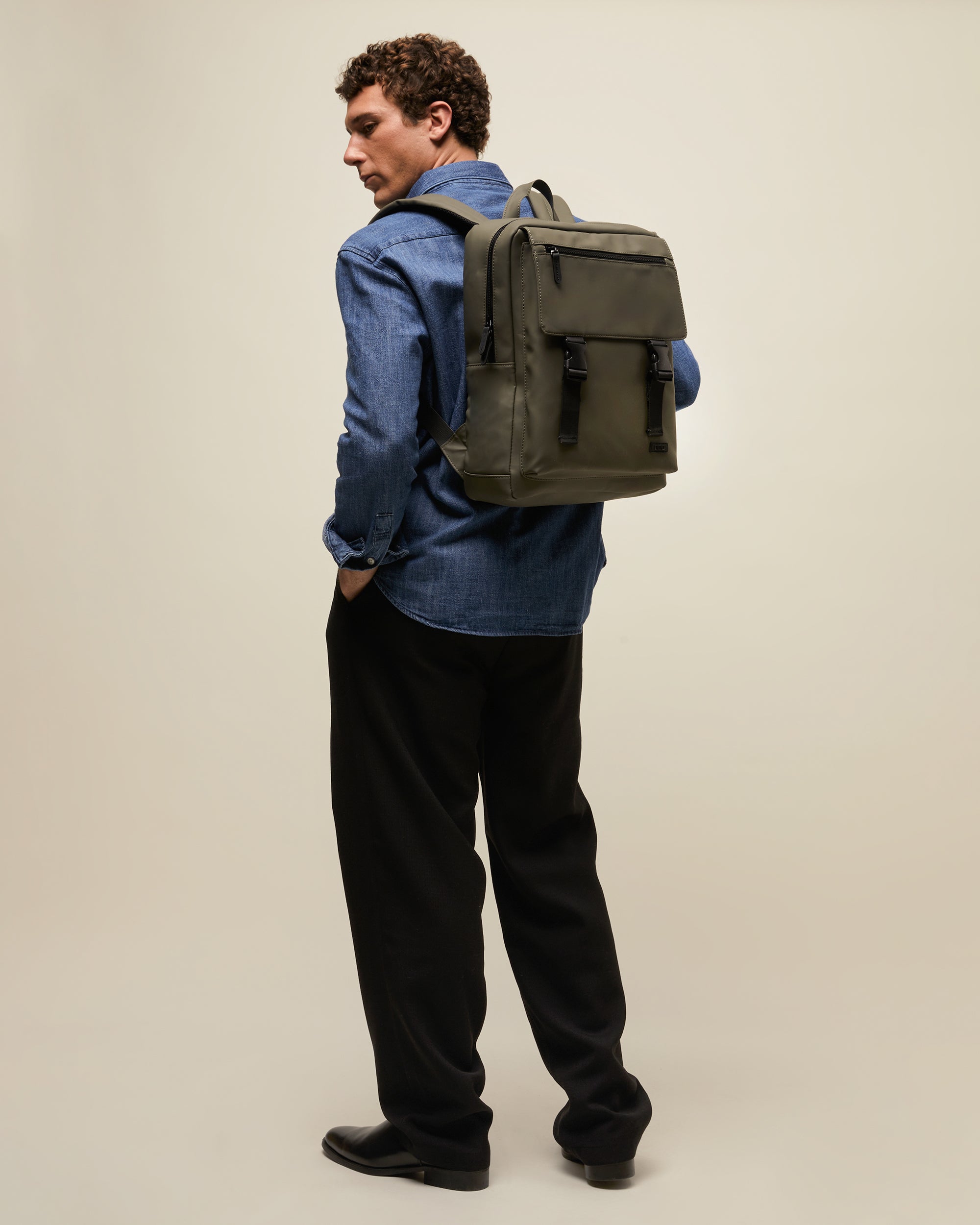 mochila-laptop-657zki-1.jpg ▶︎ Mochilas para Portátiles de Mujer: ¡Tu ordenador seguro! | Misako - Imagen 1