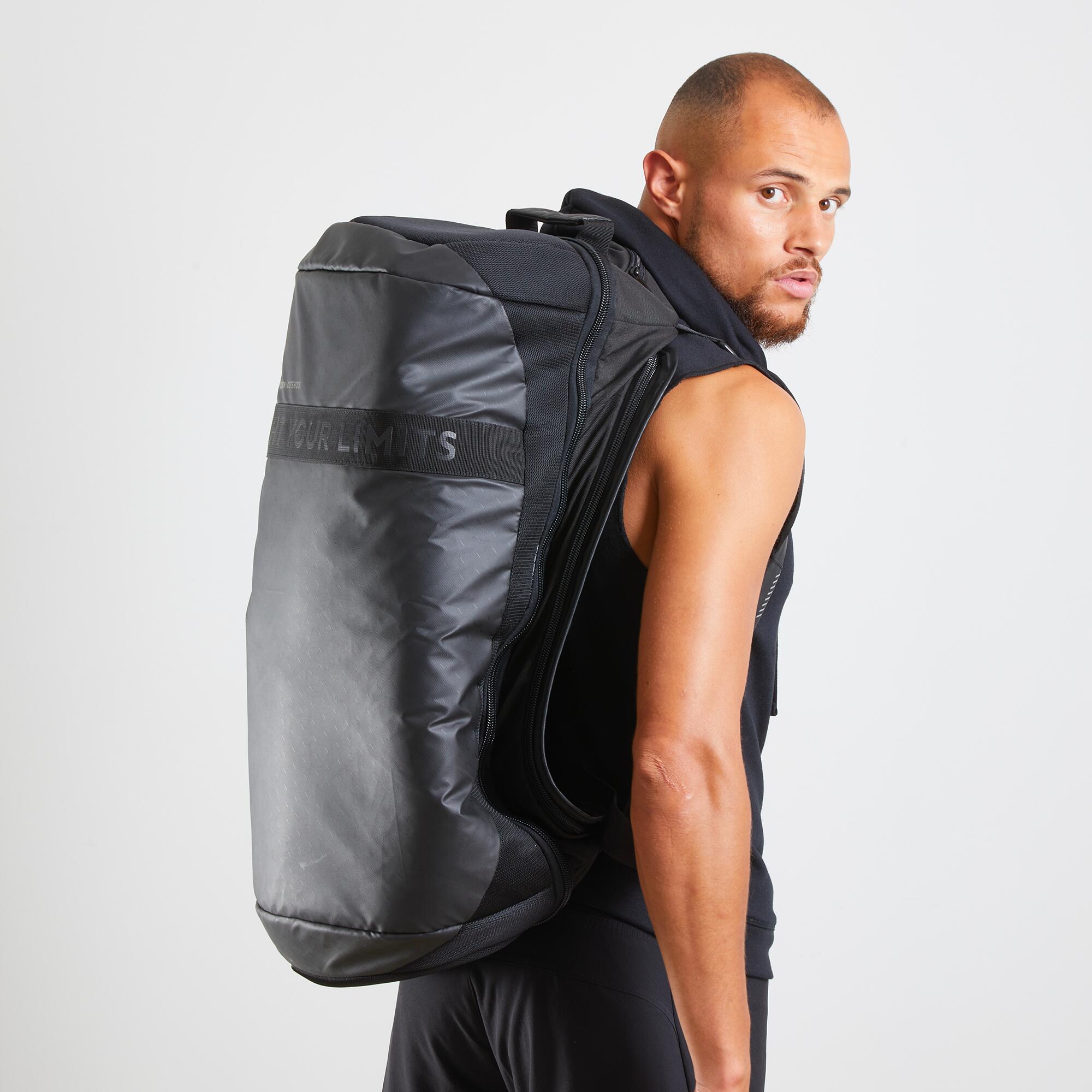 mochila-para-gym-543isj-1.jpg Bolsa/mochila para deportes de combate 900 60 L negra | Decathlon - Imagen 1